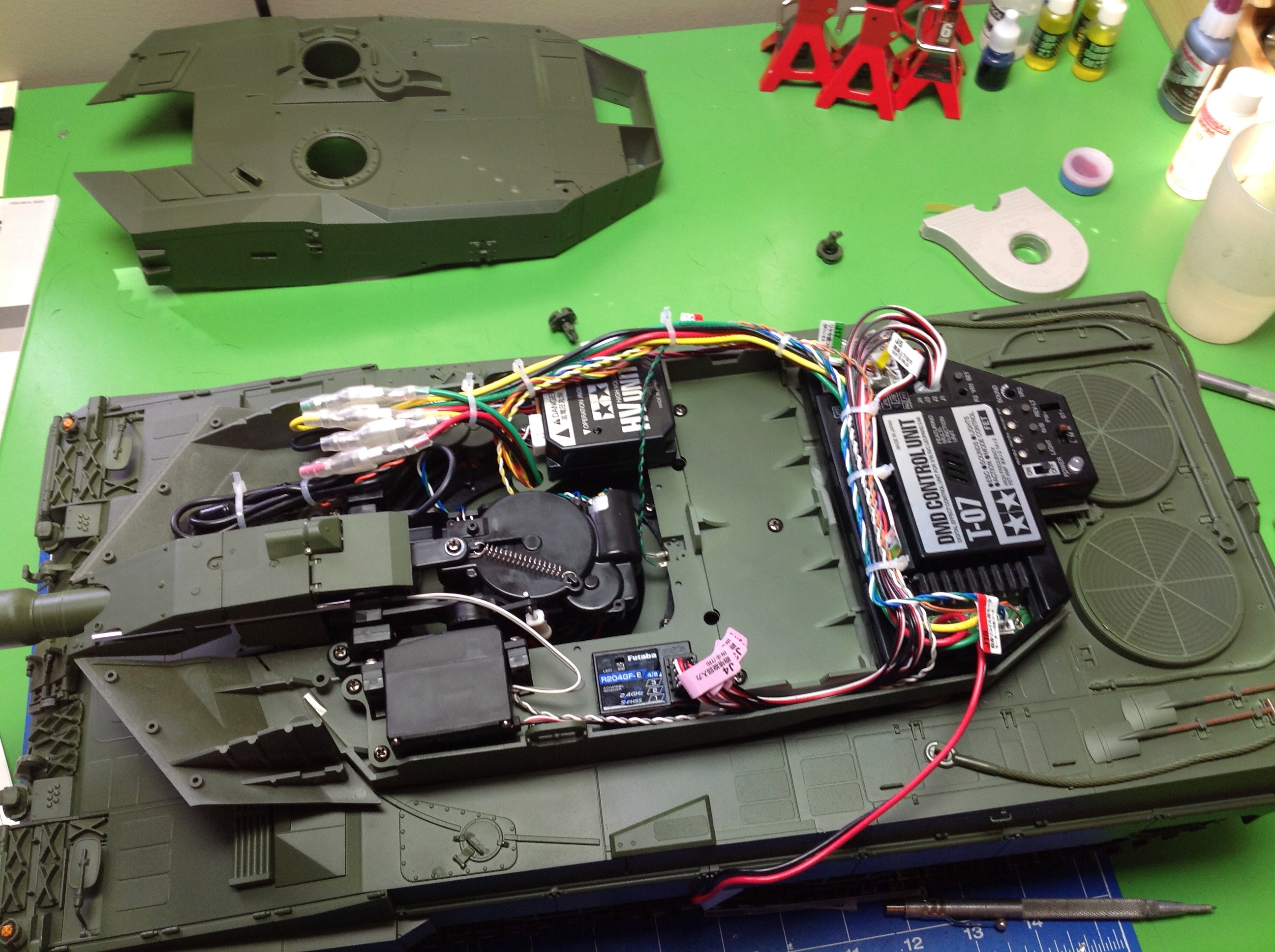 Tamiya leopard shop 2a6 upgrade parts